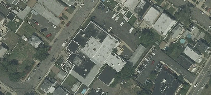 580 Davis Ave
