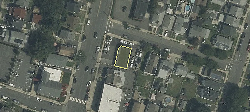 506-510 Un Ave, Unit 510