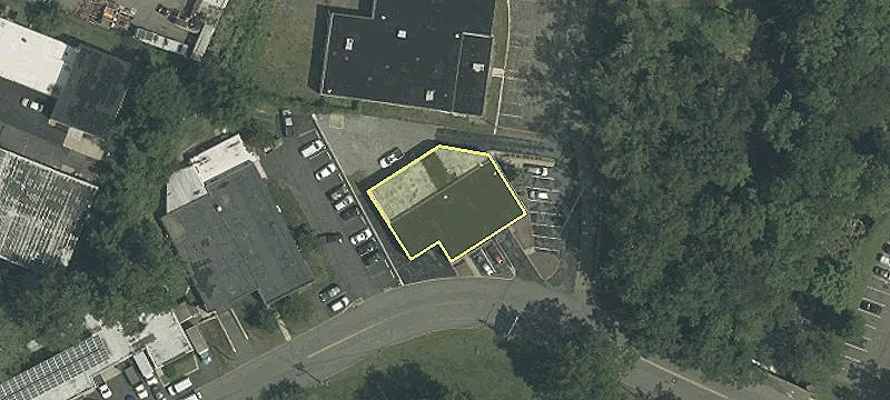 30 Commerce Rd