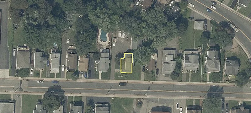 39 Maple Ave