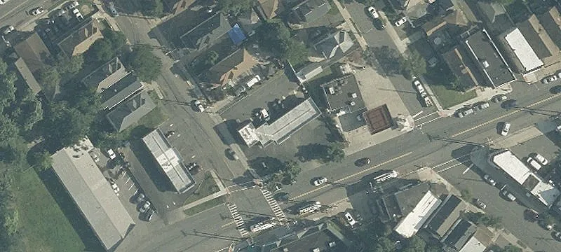 219 French St