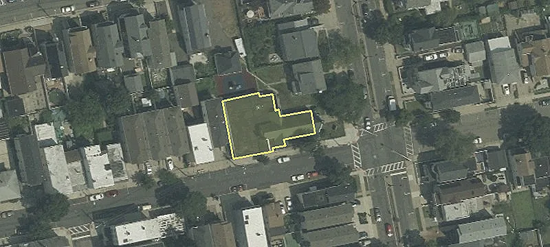 500-502 Davis Ave