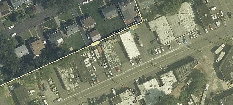 736 Fairfield Ave