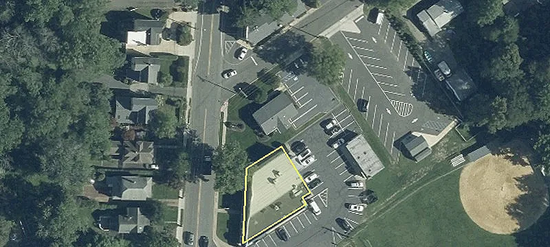 4 Parker Ave