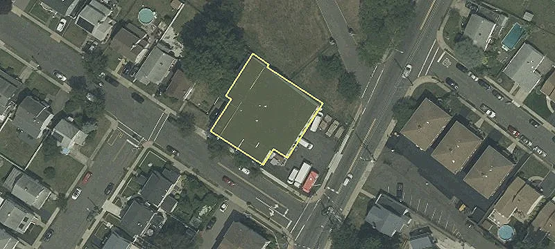 95 Schuyler Ave