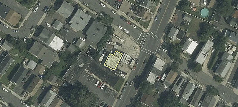 69-73 Un Ave, Unit 73