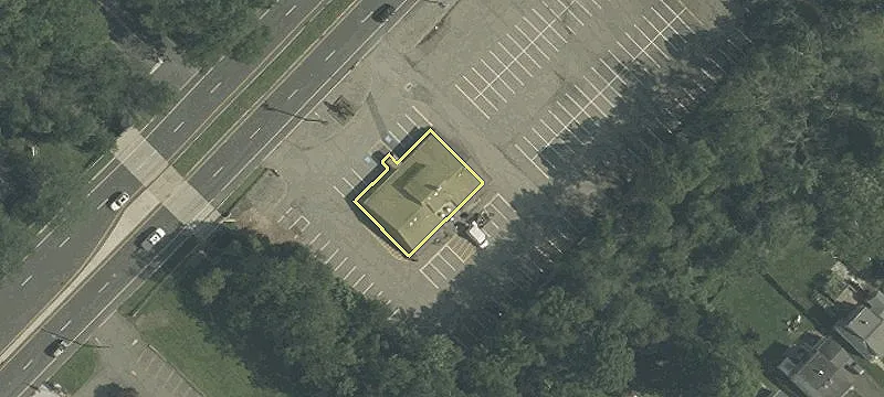 58 Eisenhower Pkwy