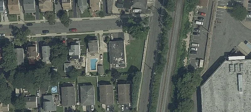 13 Erie St