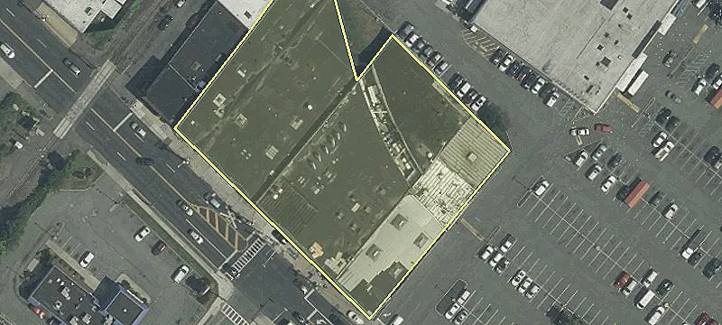 487 Lyons Ave, Unit 493
