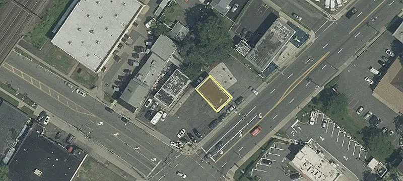 493 Central Ave
