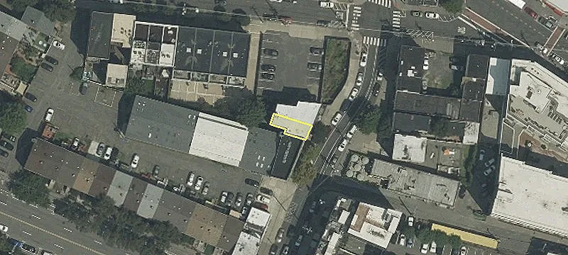 13 Coles St