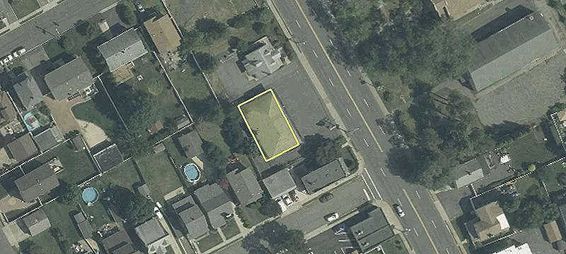 275 Amboy Ave