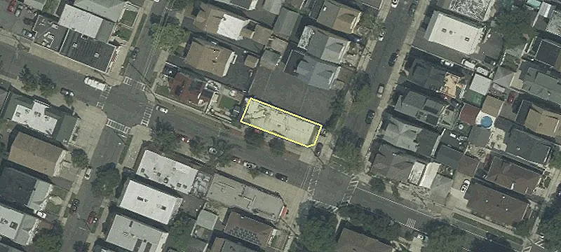 3 1st Ave