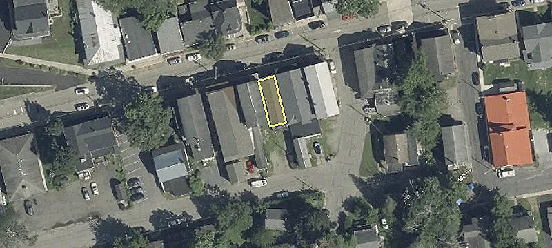 19 Main St