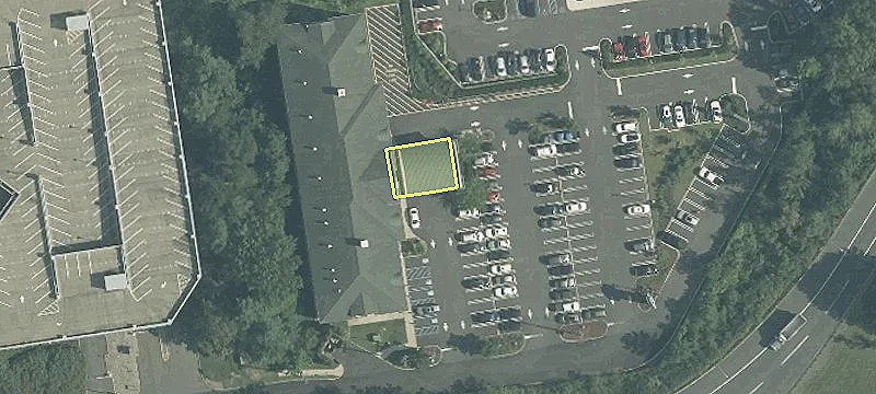 4 Tower Ctr Blvd