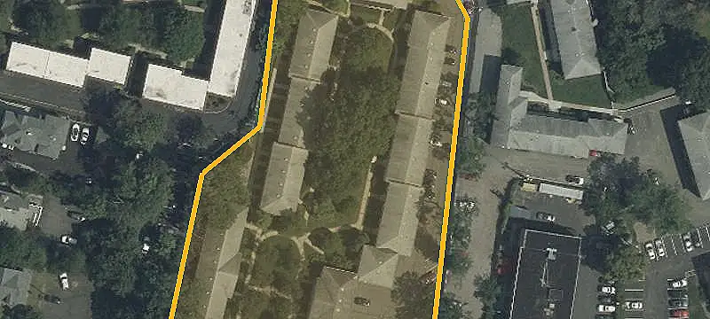 125 Gates Ave
