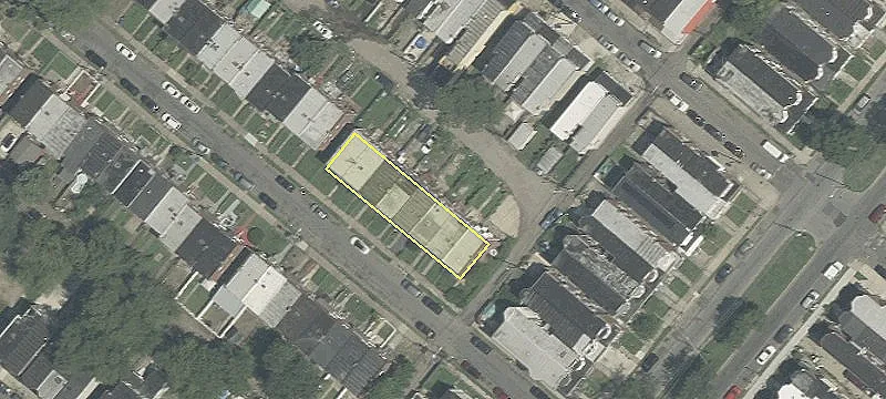 1052 Kenwood Ave