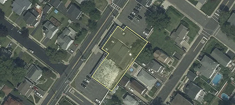 380 Ter Ave