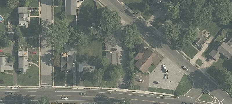 181 Ee Ave