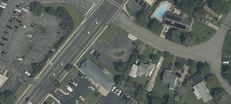 312 Rte 9th N