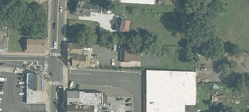 44 Main St