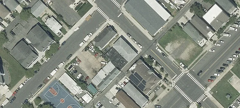 204 7th St