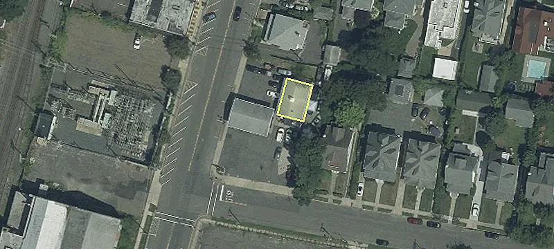 410 Main St