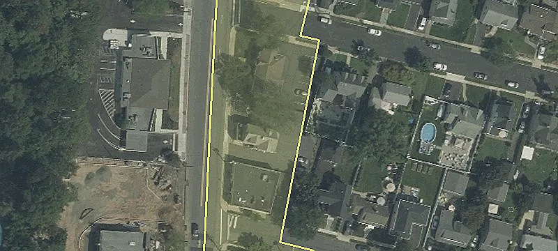 906 Kinderkamack Rd