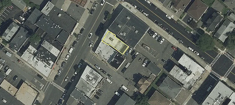 340 Broad Ave