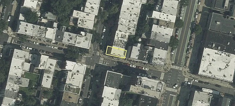 601 Bloomfield St