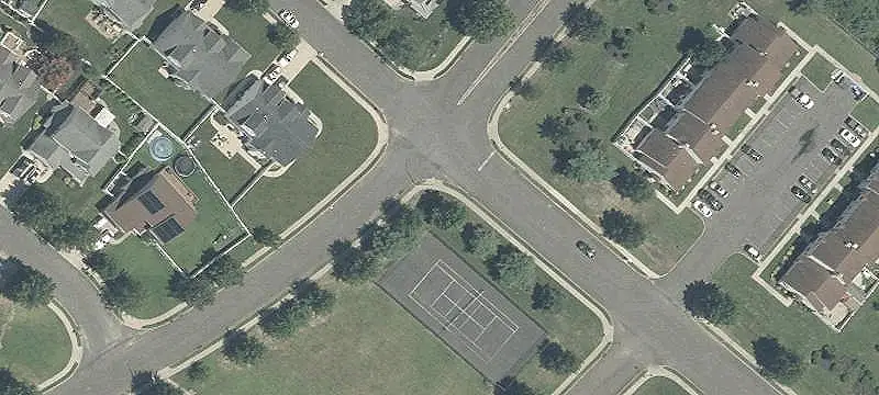 1 Jamestown Blvd