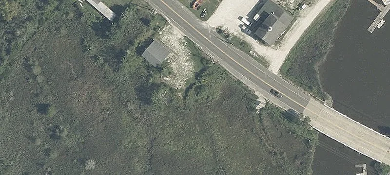 978 Main St