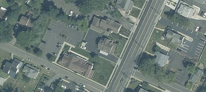 19 Main St