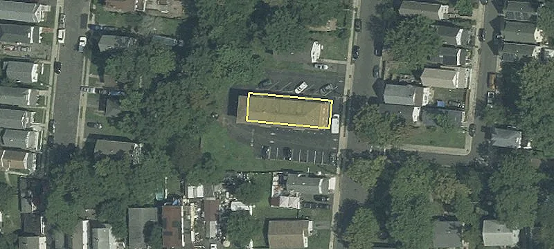 17 Borden Ave
