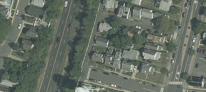 616 Woodland Ave Rear