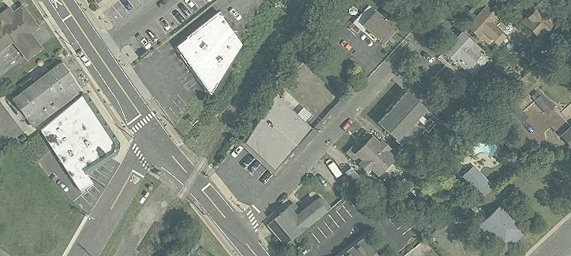 90 Main St