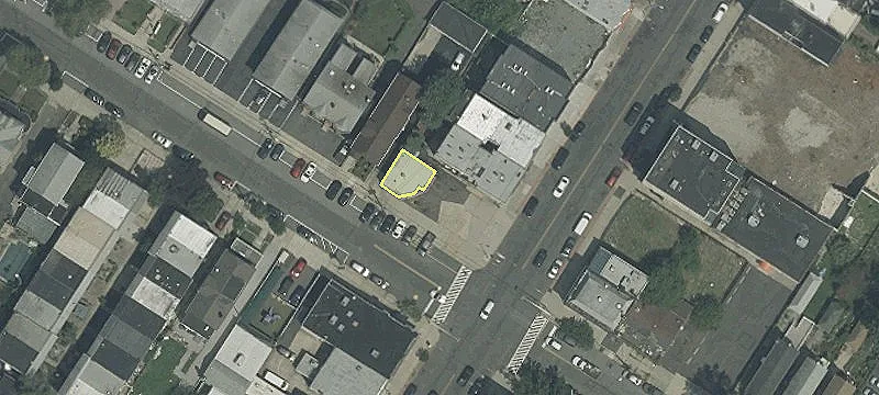 733 Broadway