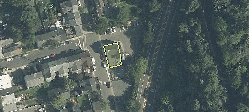 54 Franklin St