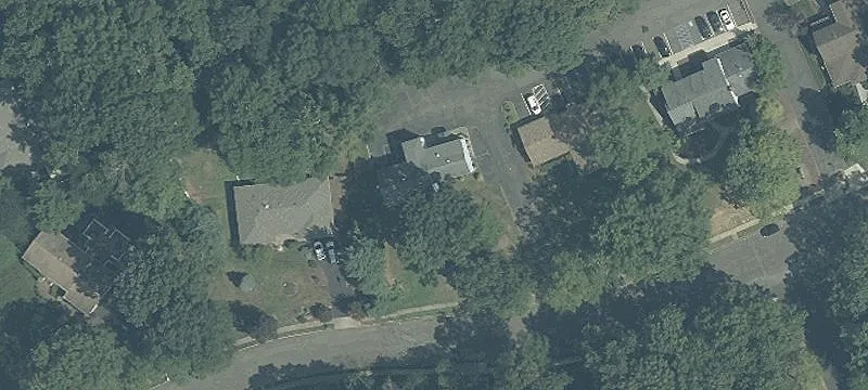 24 Briar Hl Dr