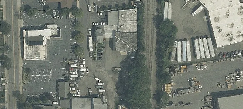 35 4th Ave