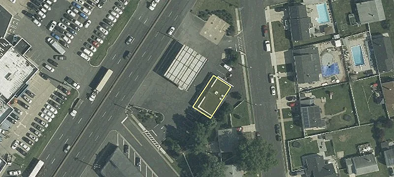 1090 Us Hwy 1st 1
