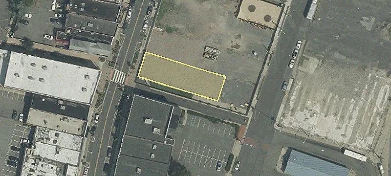 132-136 Main St, Unit 136