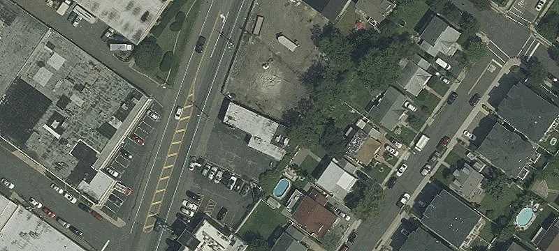 180 Bergen Blvd