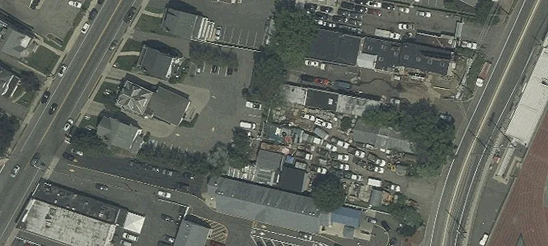 309 Broad St