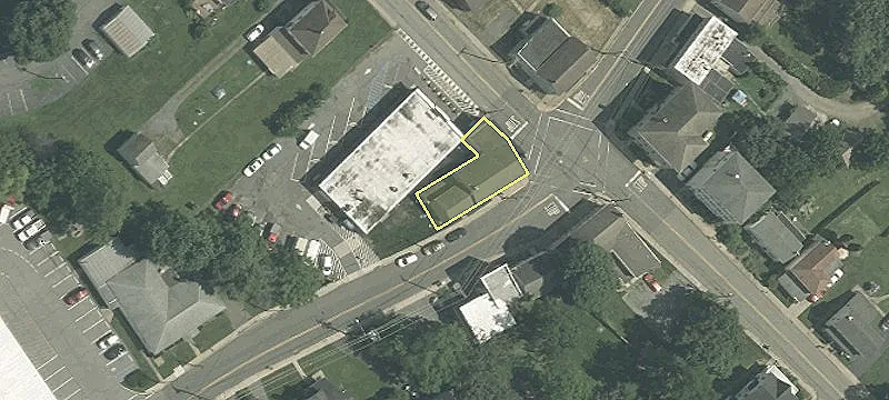 325th Greenwich St