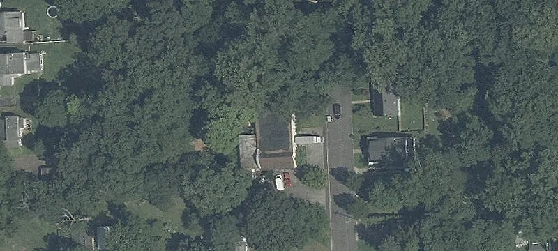 60 Hirst Ave