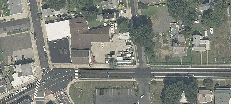 235 Warren E St
