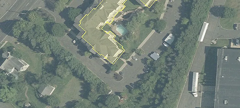 1272 Riv Rd