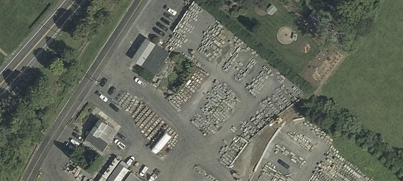 17 Cemetery Rd
