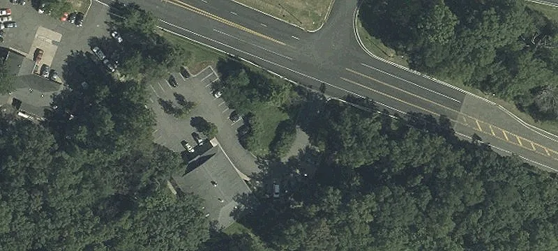 75 Frontage Rd